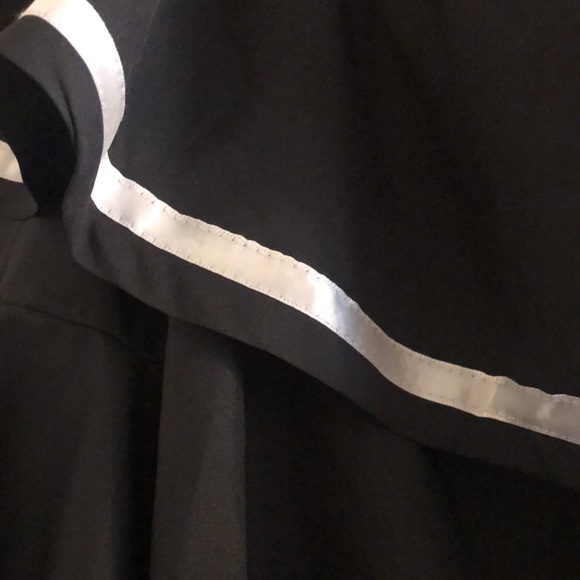 Black and white off the shoulder top with flutter sleeves- size M - Picture 3 of 5